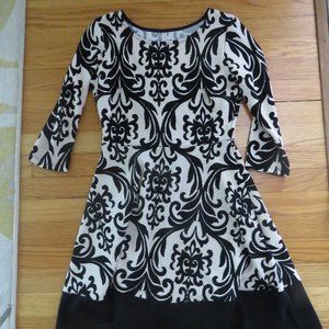 Modcloth Gilli Damask Black and White 3/4 Sleeve Dress - Size Small - EUC